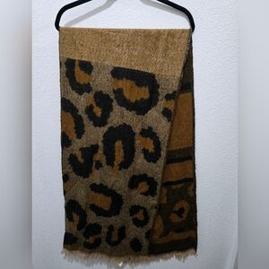 NWT David and Young Animal Print Scarf - Tan and Black